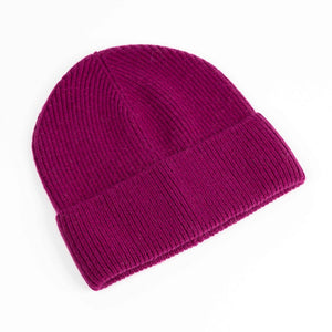 Cashmere blend ribbed knit beanie in raspberry