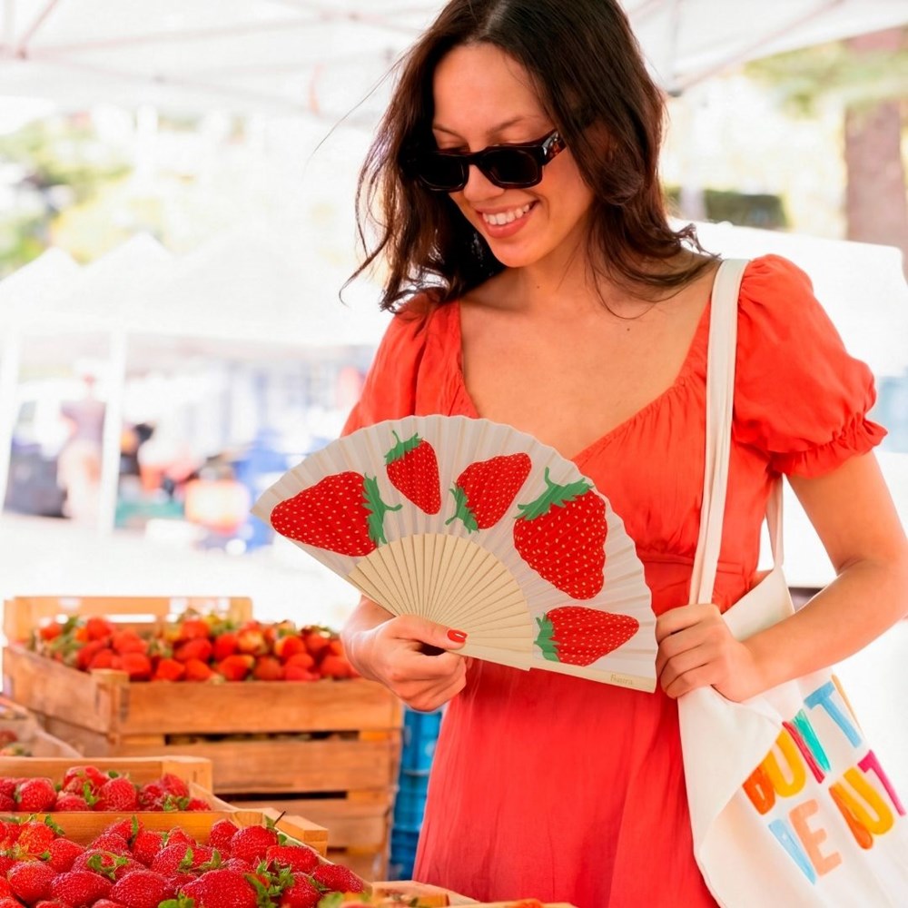 Hand Fan - Strawberry