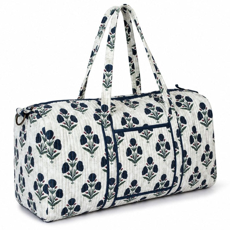 VOYAGE Joy weekender bag in white and navy floral block-print quilted cotton