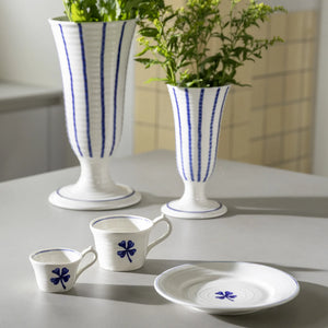 Klevering handmade pottery plates blue clover detail 