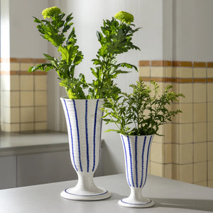 klevering anouk lilium vase handmade ceramic with flowers 