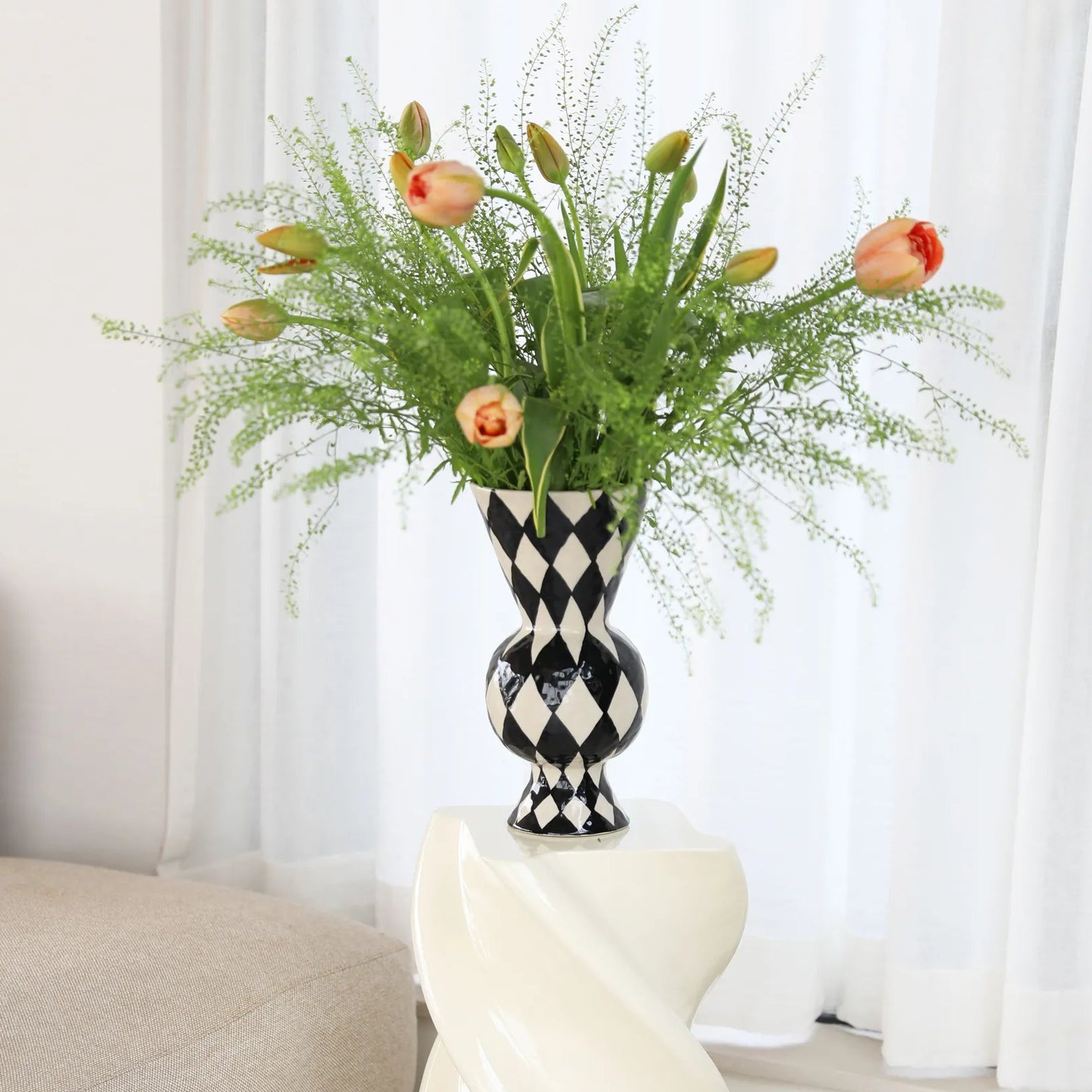 KLEVERING-Vase rhombic black