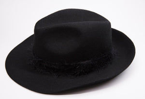TRAVAUX EN COURS - BLACK FELT FEDORA RIBBON HAT
