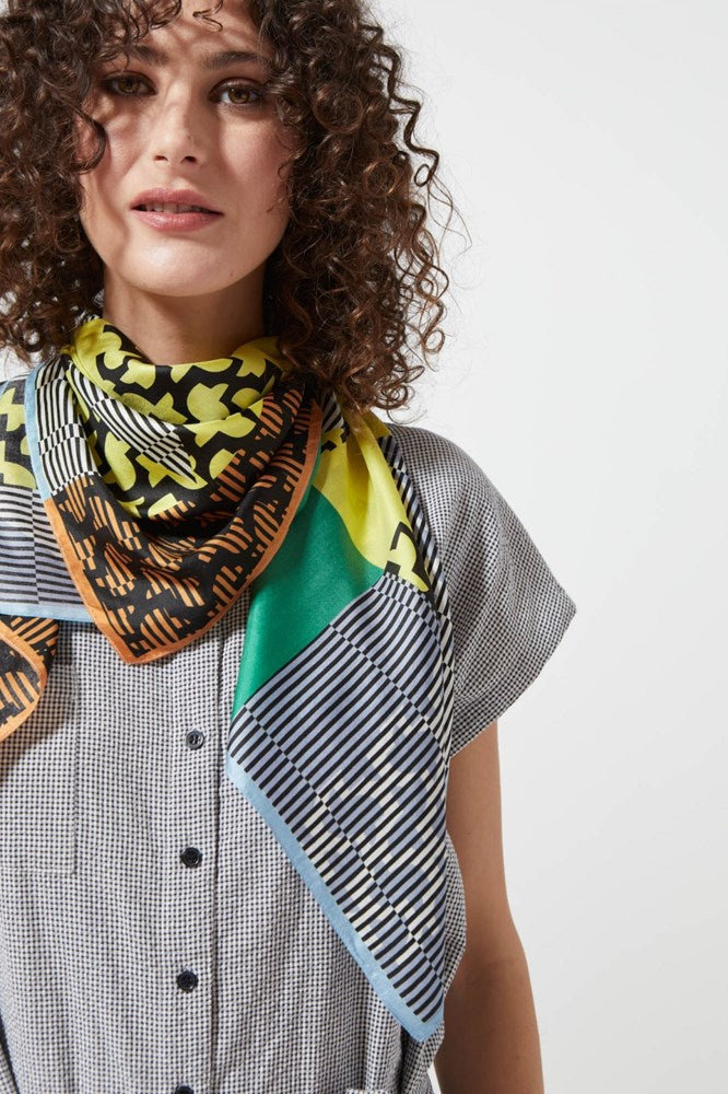 MA POESIE -Murmure Silk Lime Scarf